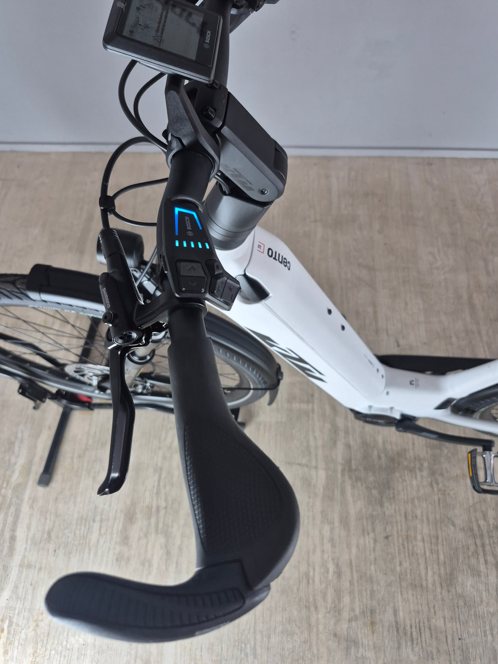 KTM Cento 10