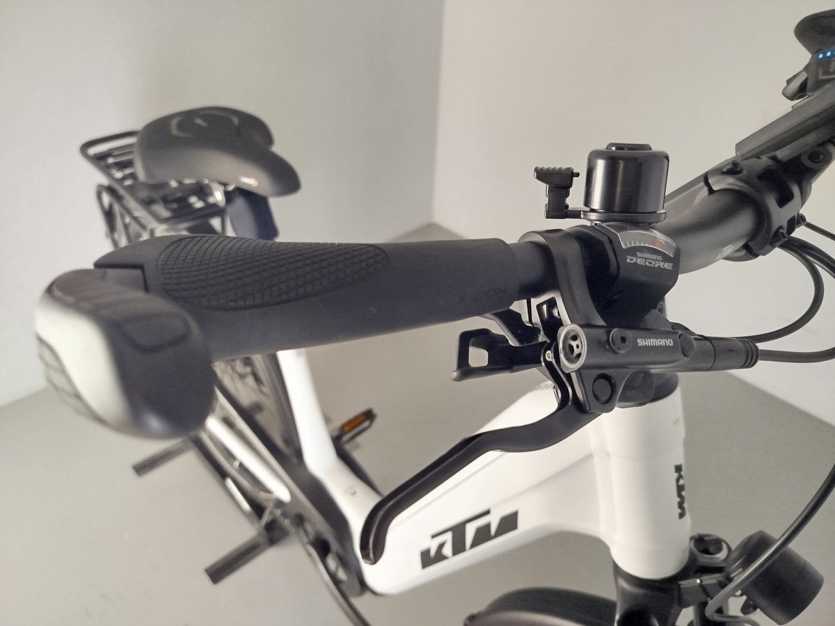 KTM Cento 10
