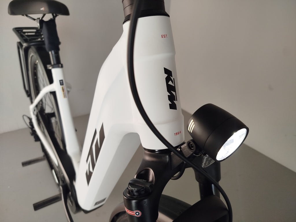 KTM Cento 10