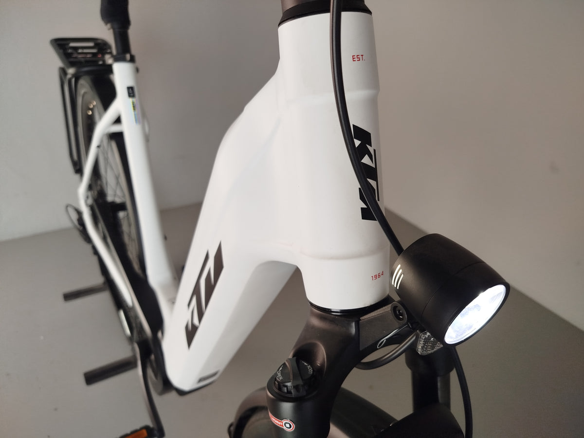 KTM Cento 10