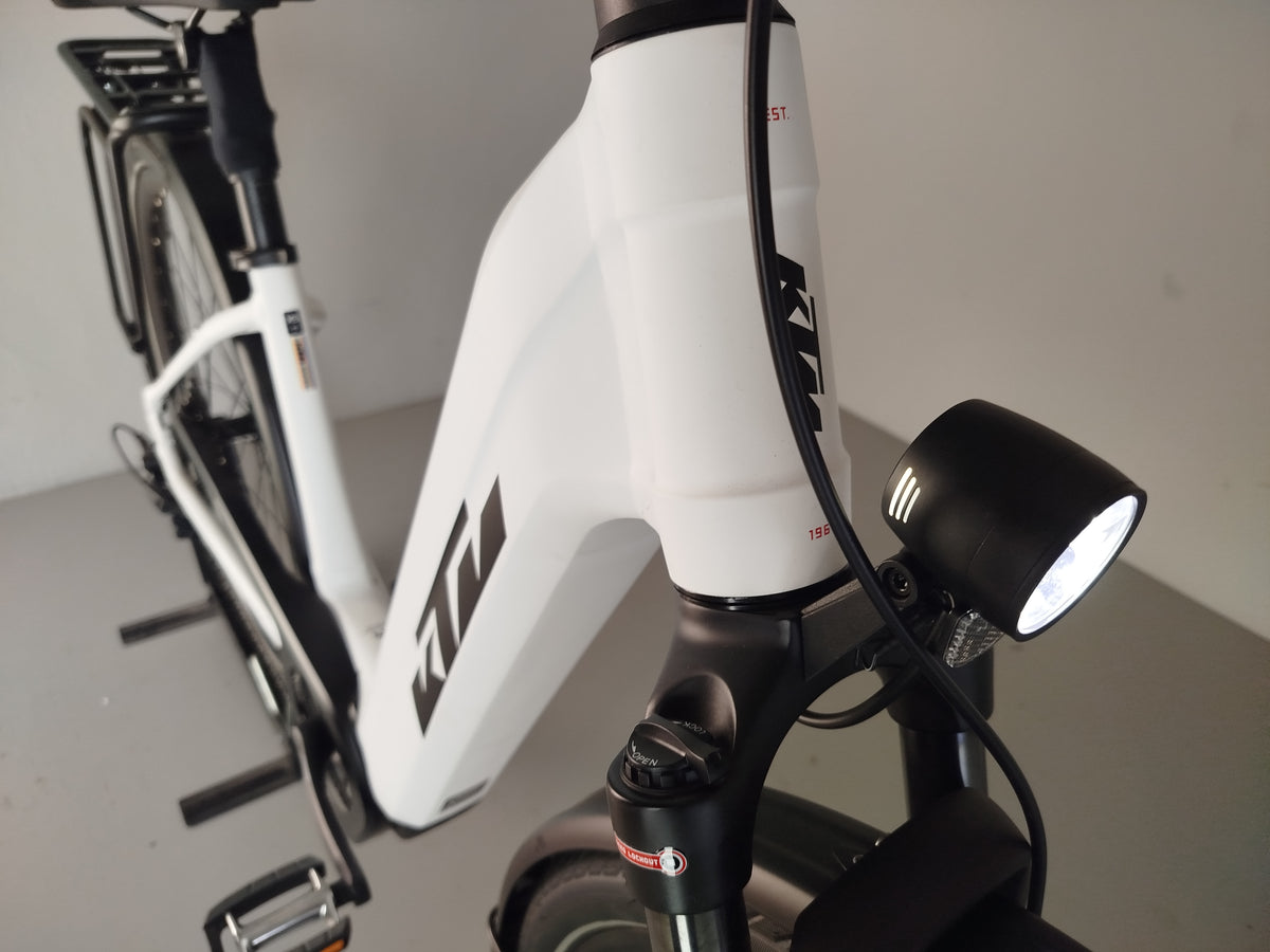 KTM Cento 10