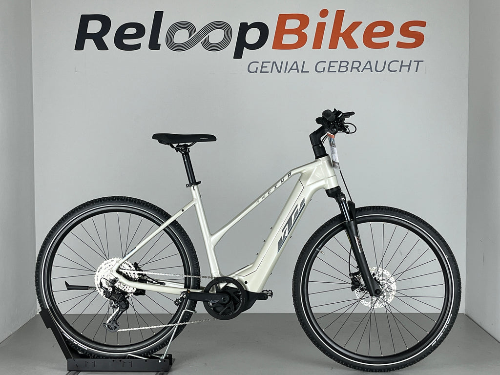 KTM Macina Cross 720