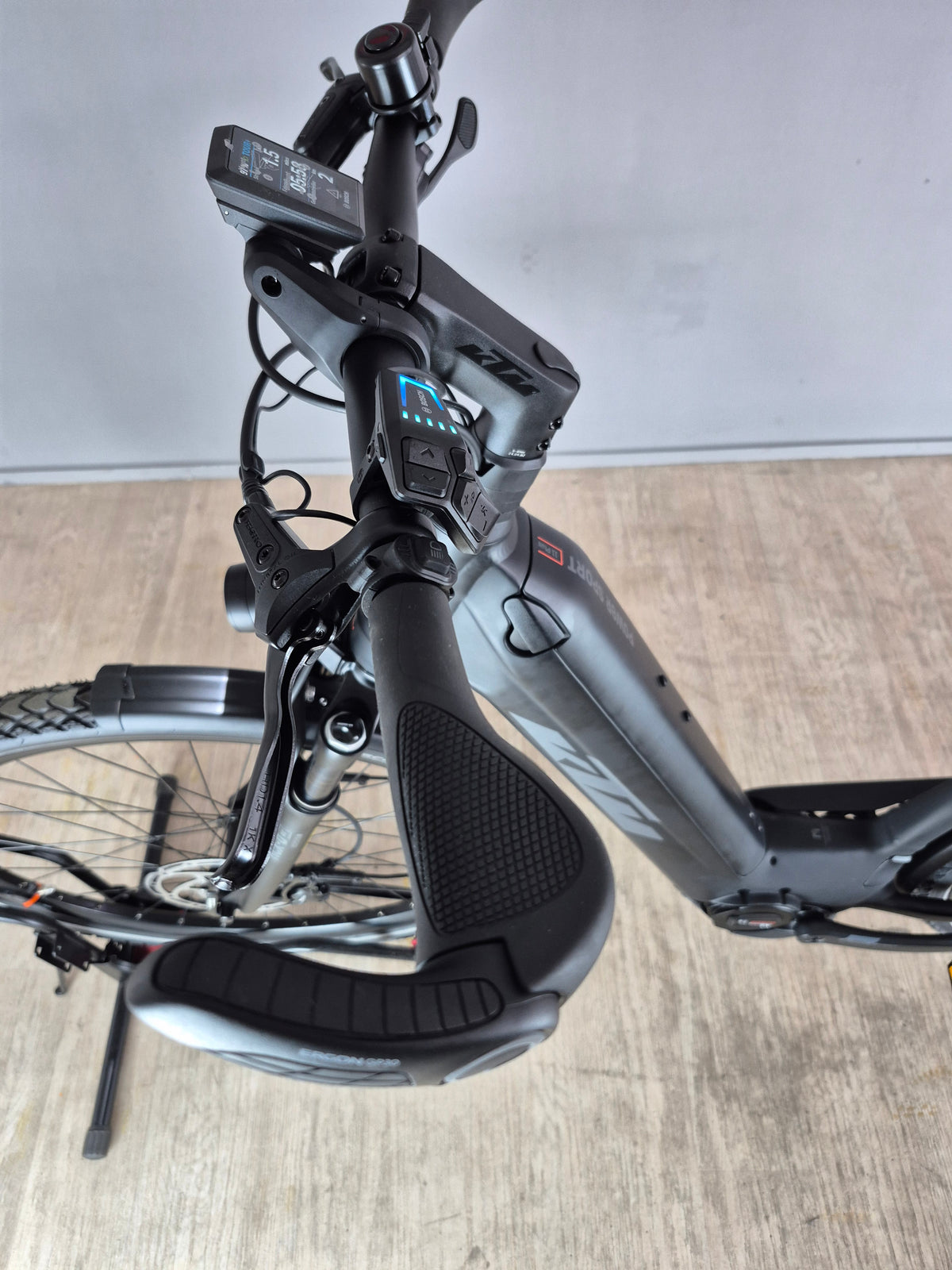 KTM Power Sport 11 Plus