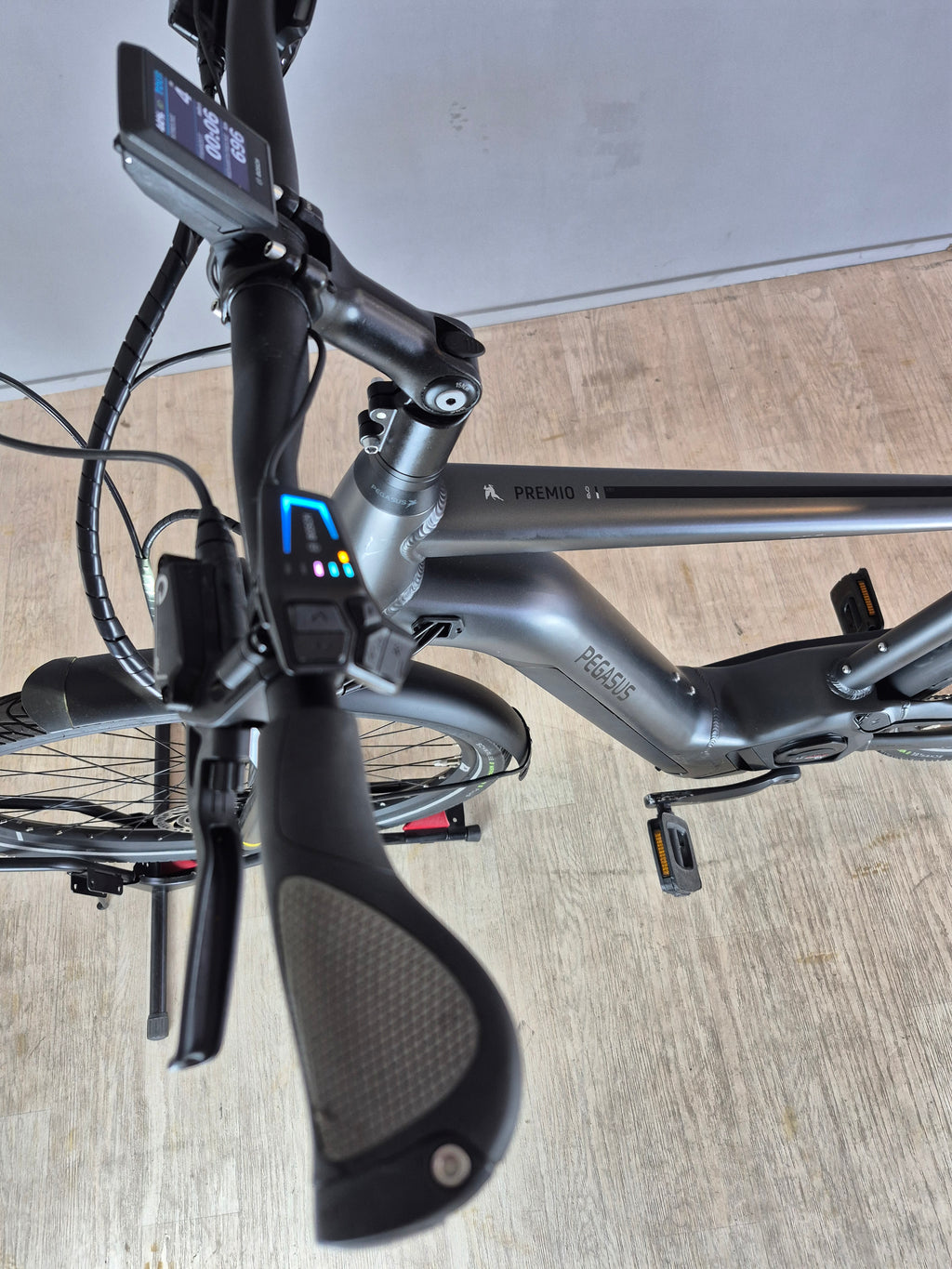 Pegasus Premio Evo ABS