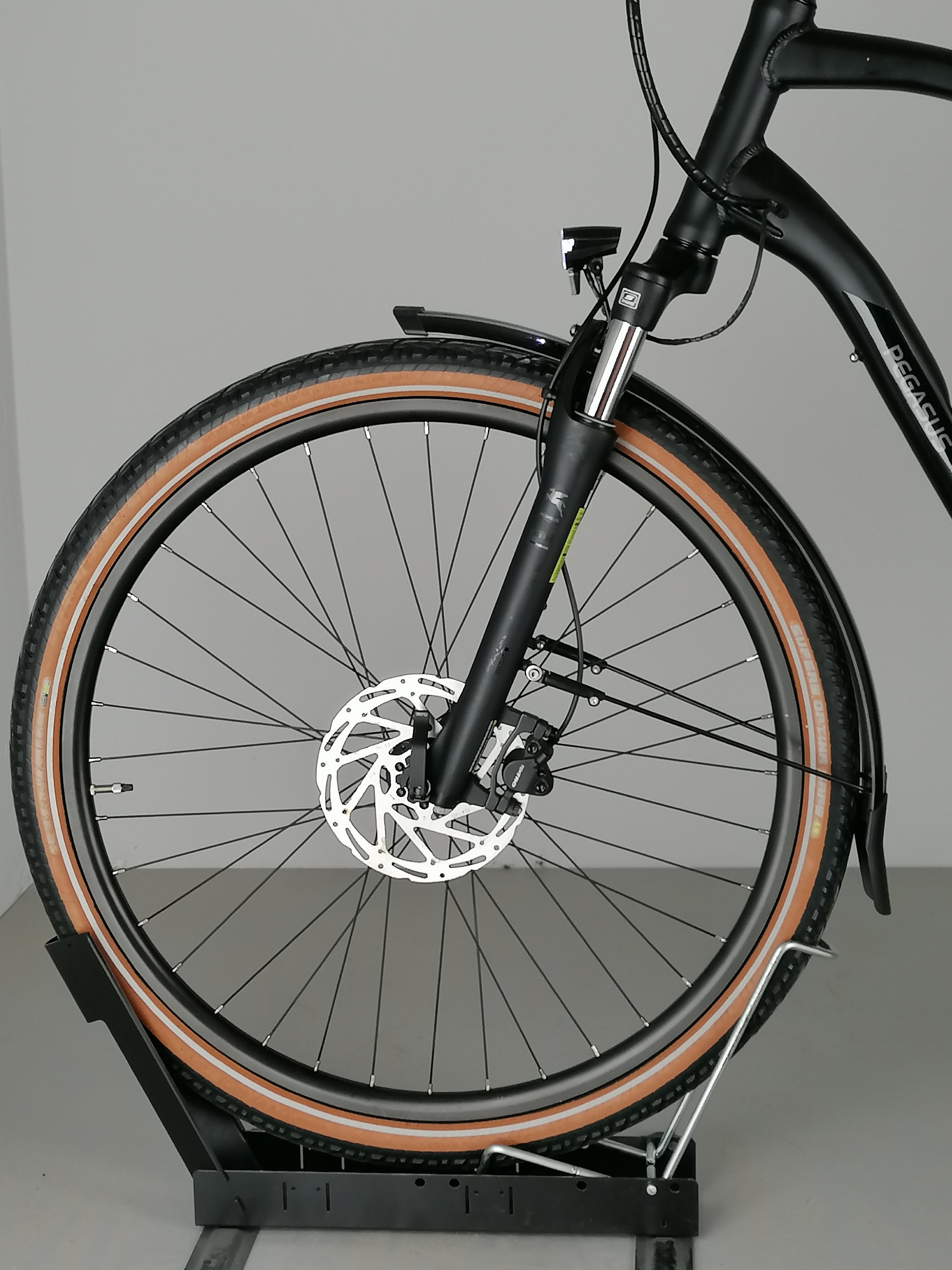 PEGASUS Solero E8 Plus