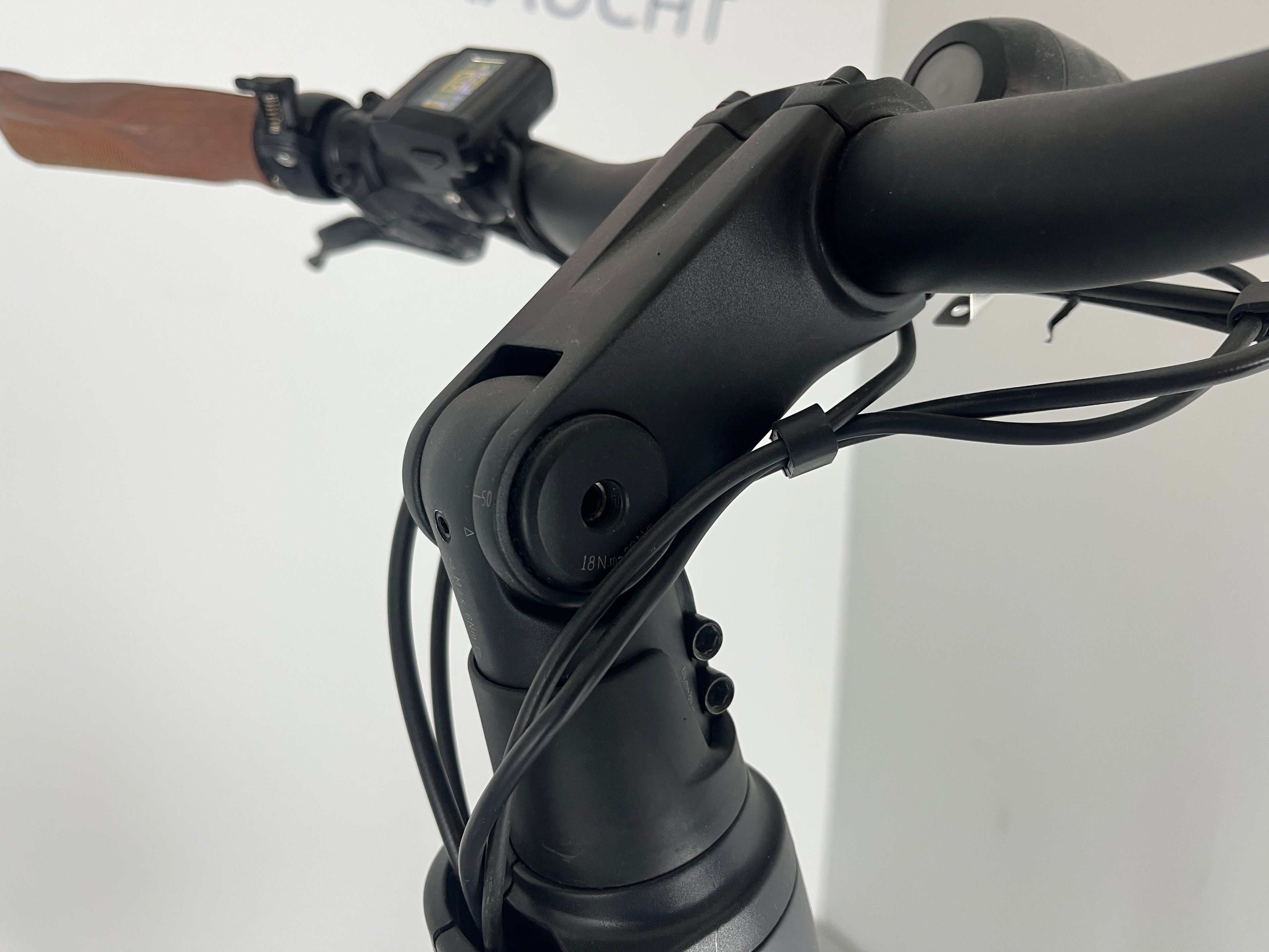 Qwic Premium Q MN8 Wave 756Wh (Black)