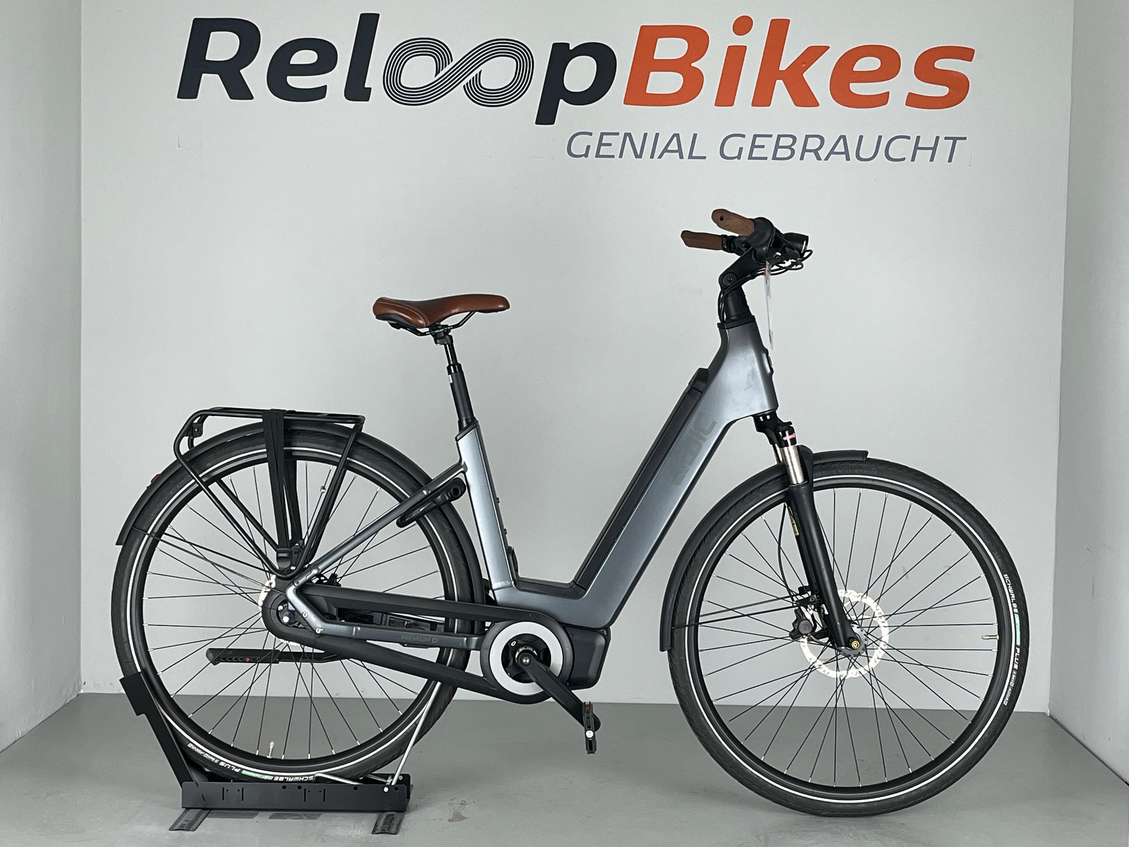 Qwic Premium Q MN8 Wave 756Wh (Black)