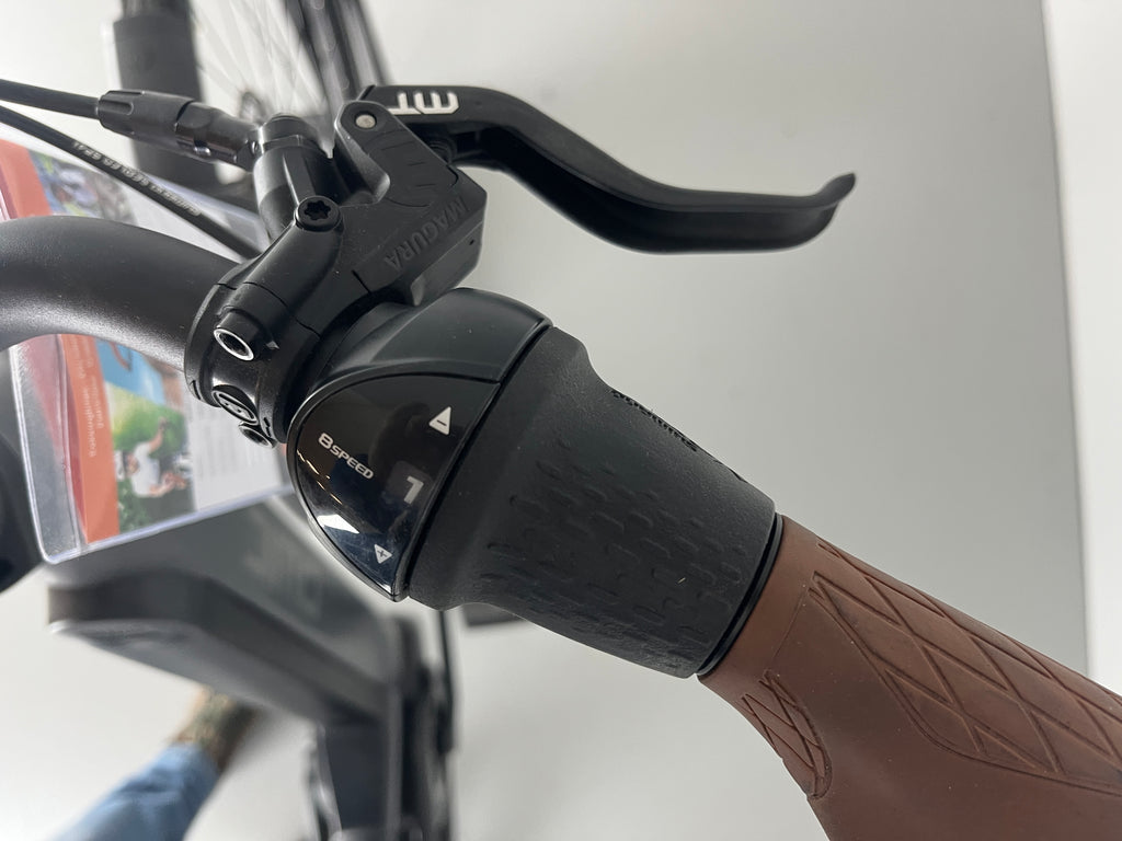 Qwic Premium Q MN8 Wave 756Wh (Black)