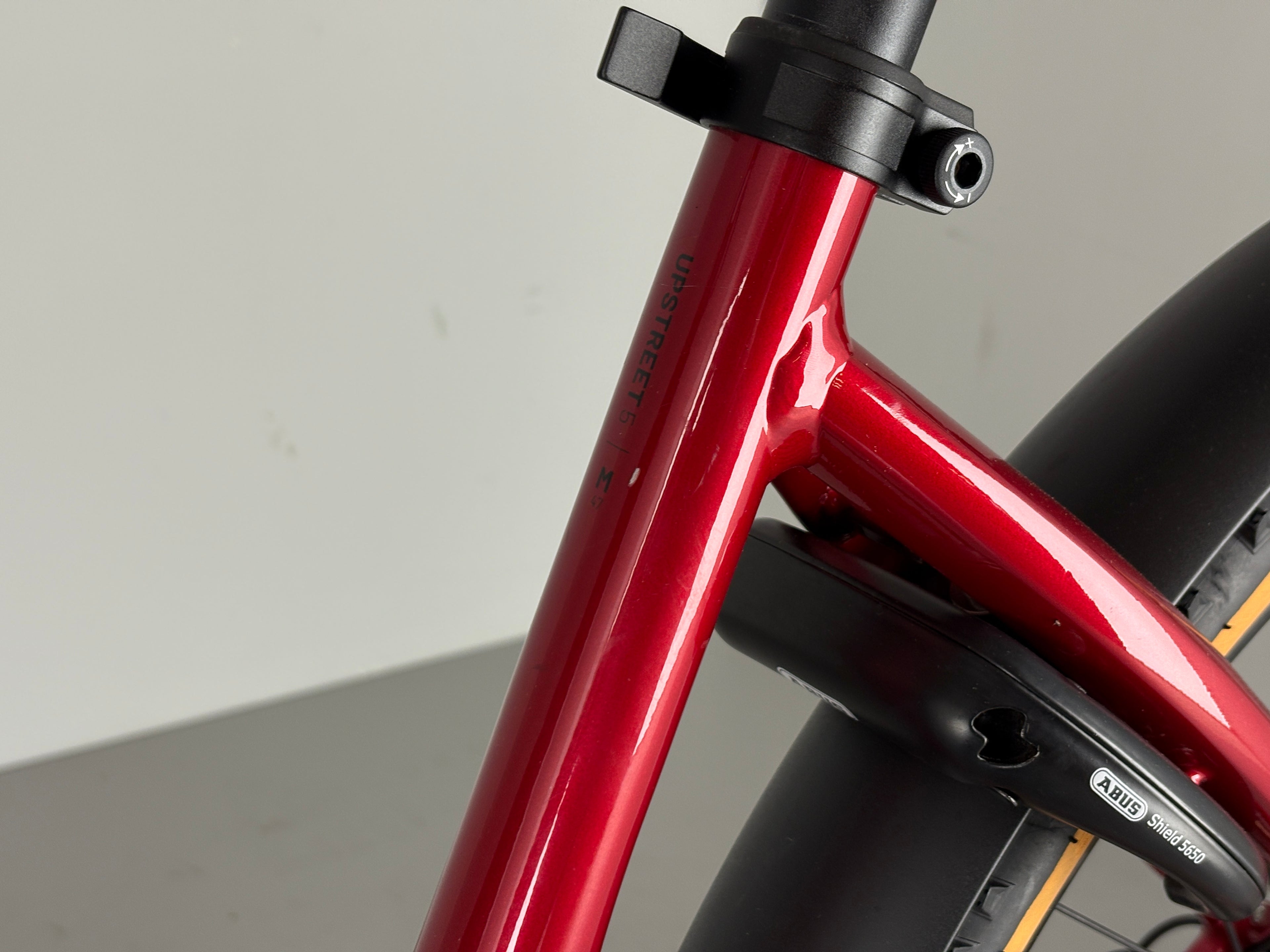 FLYER Upstreet5 3.12