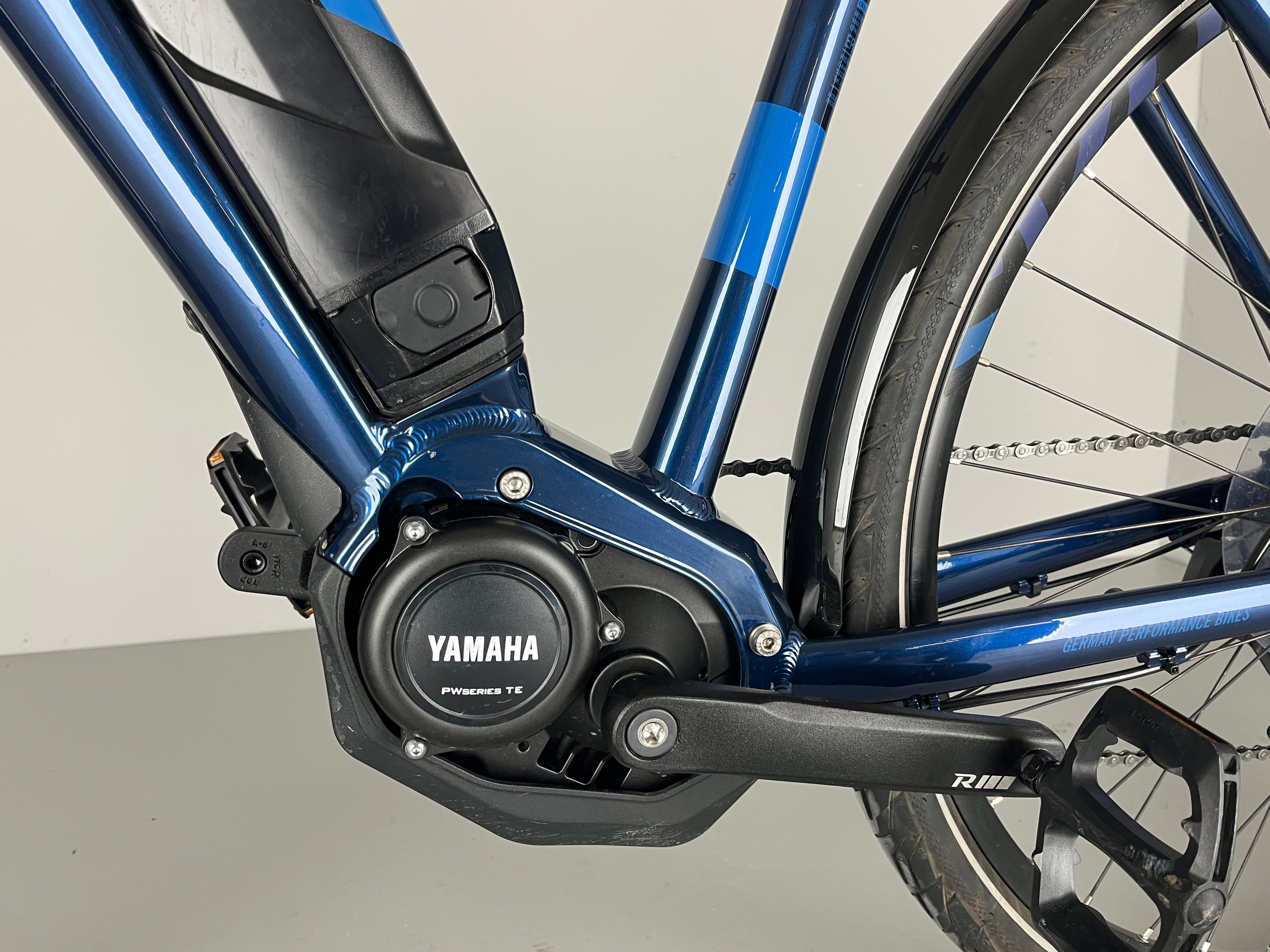 Raymon Toru Ray E2.0