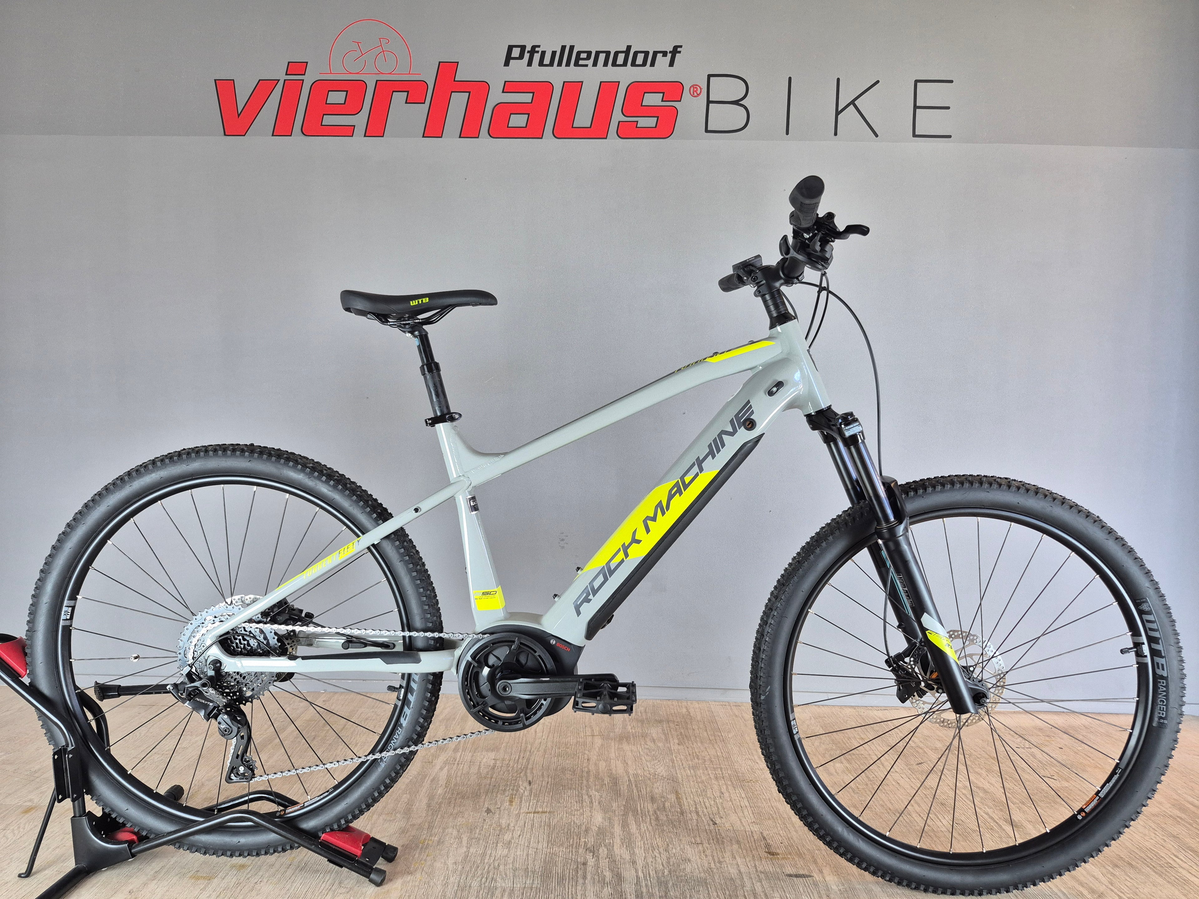ROCK MACHINE Torrent e50-29