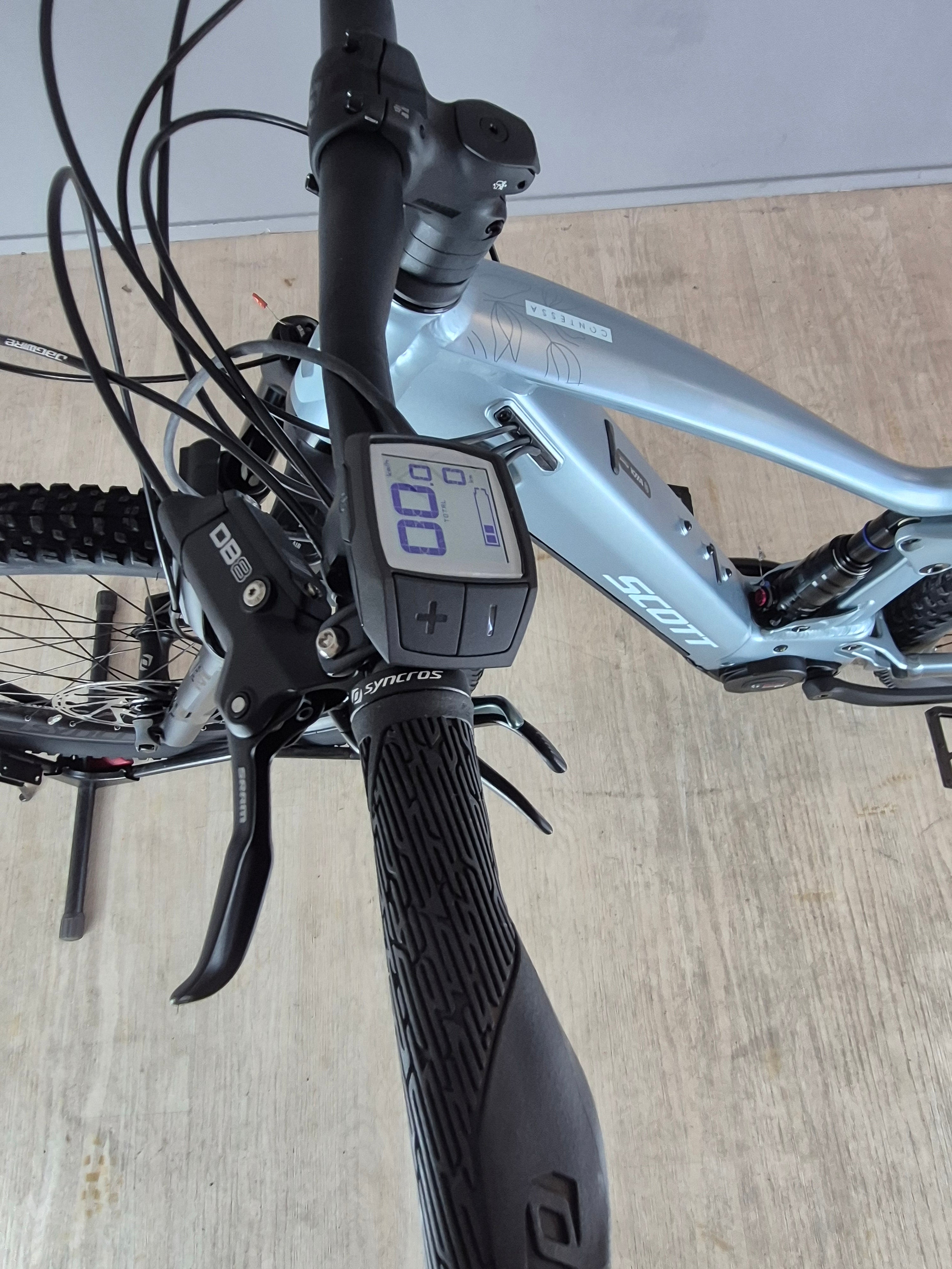 Scott Contessa Strike eRIDE 920