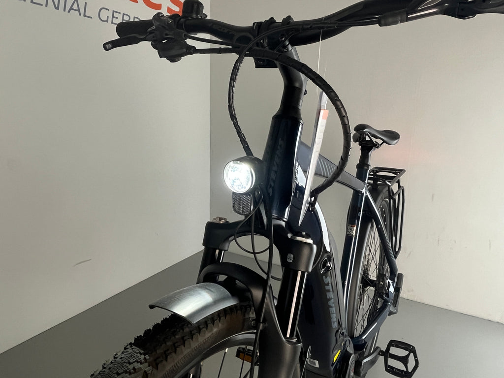 Stevens E-8x Tour