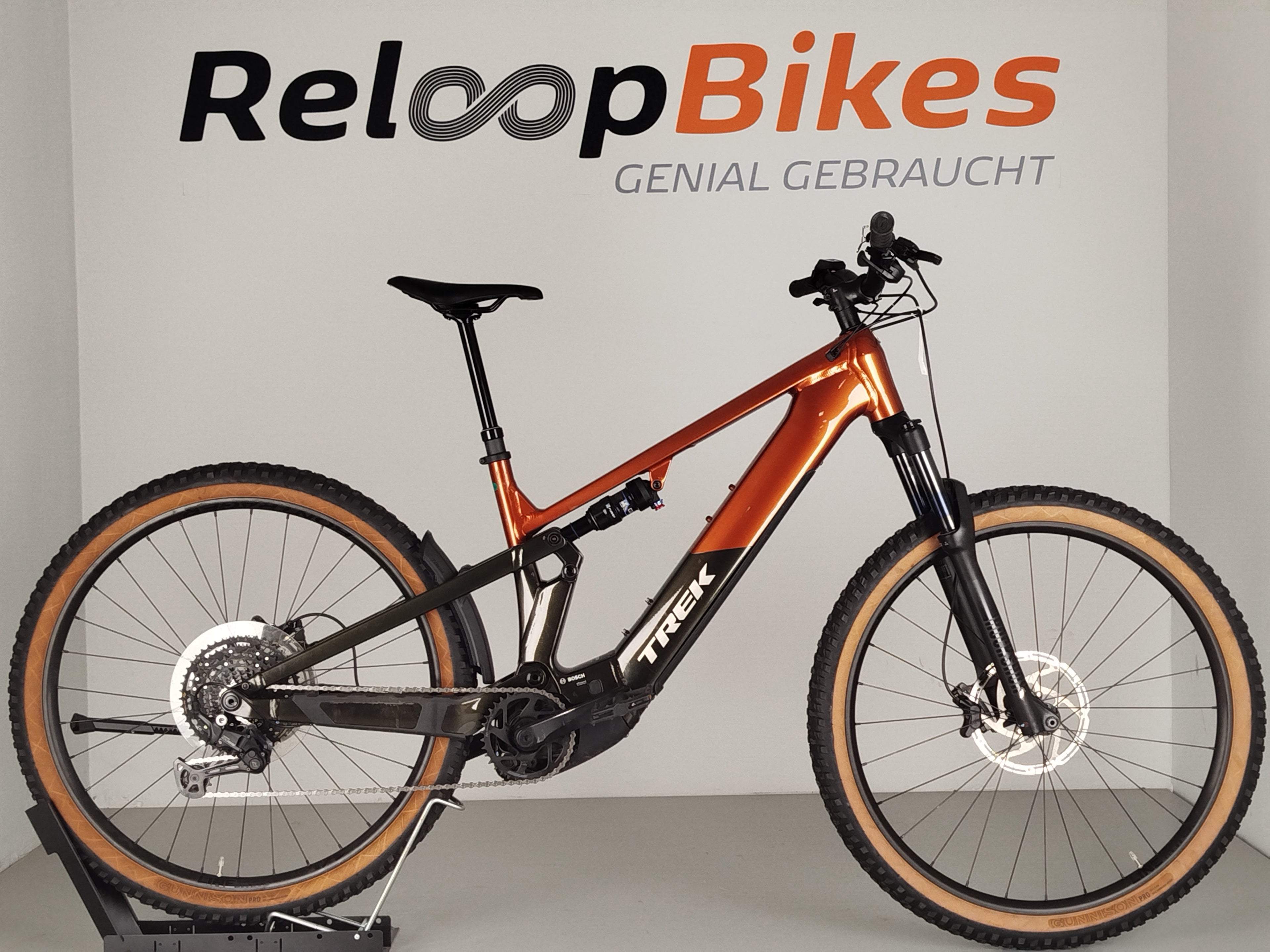 TREK Powerfly + FS 4