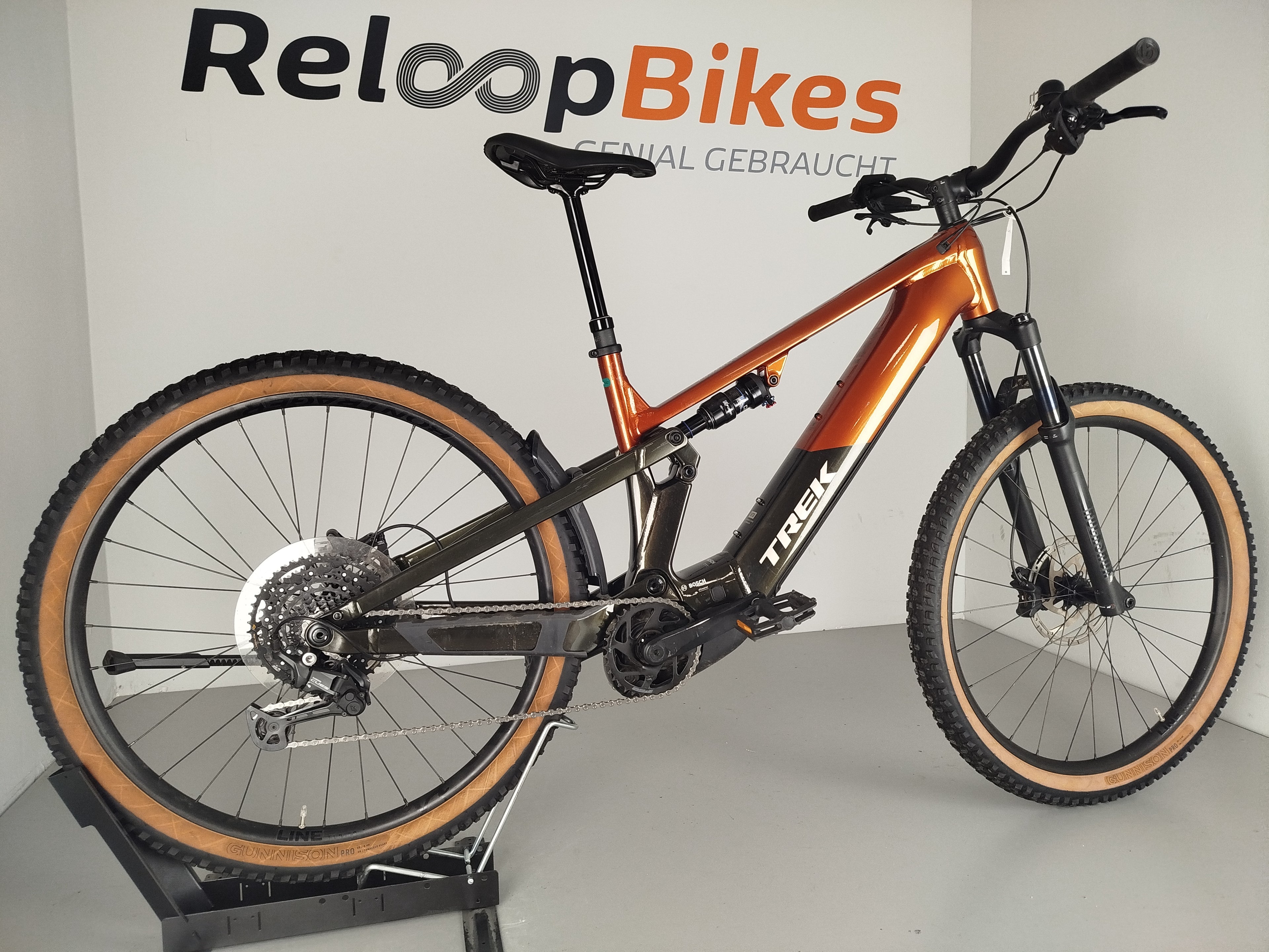 TREK Powerfly + FS 4