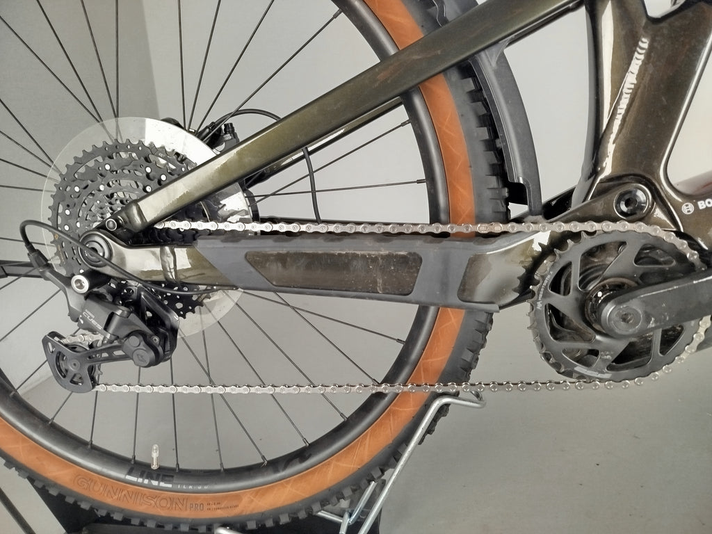 TREK Powerfly + FS 4