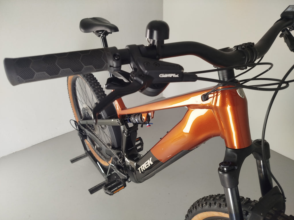 TREK Powerfly + FS 4
