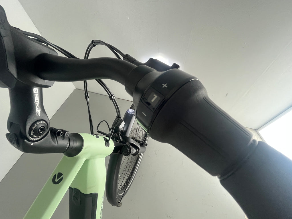 VELO DE VILLE AEB 490