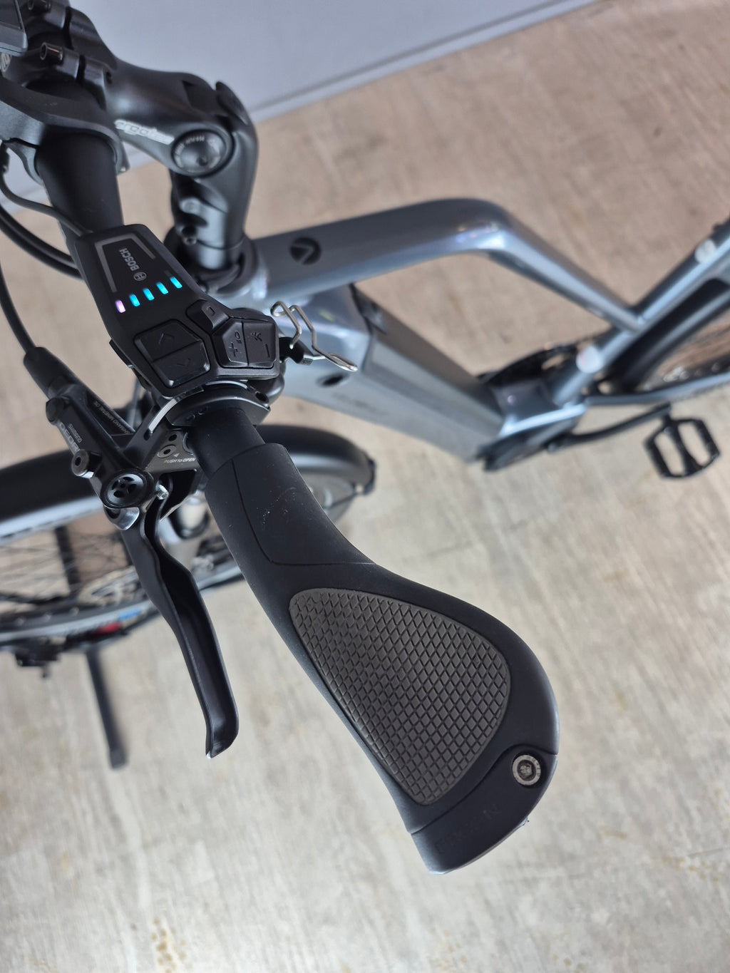 VELO DE VILLE SEB 990 Smart Range Deore 11