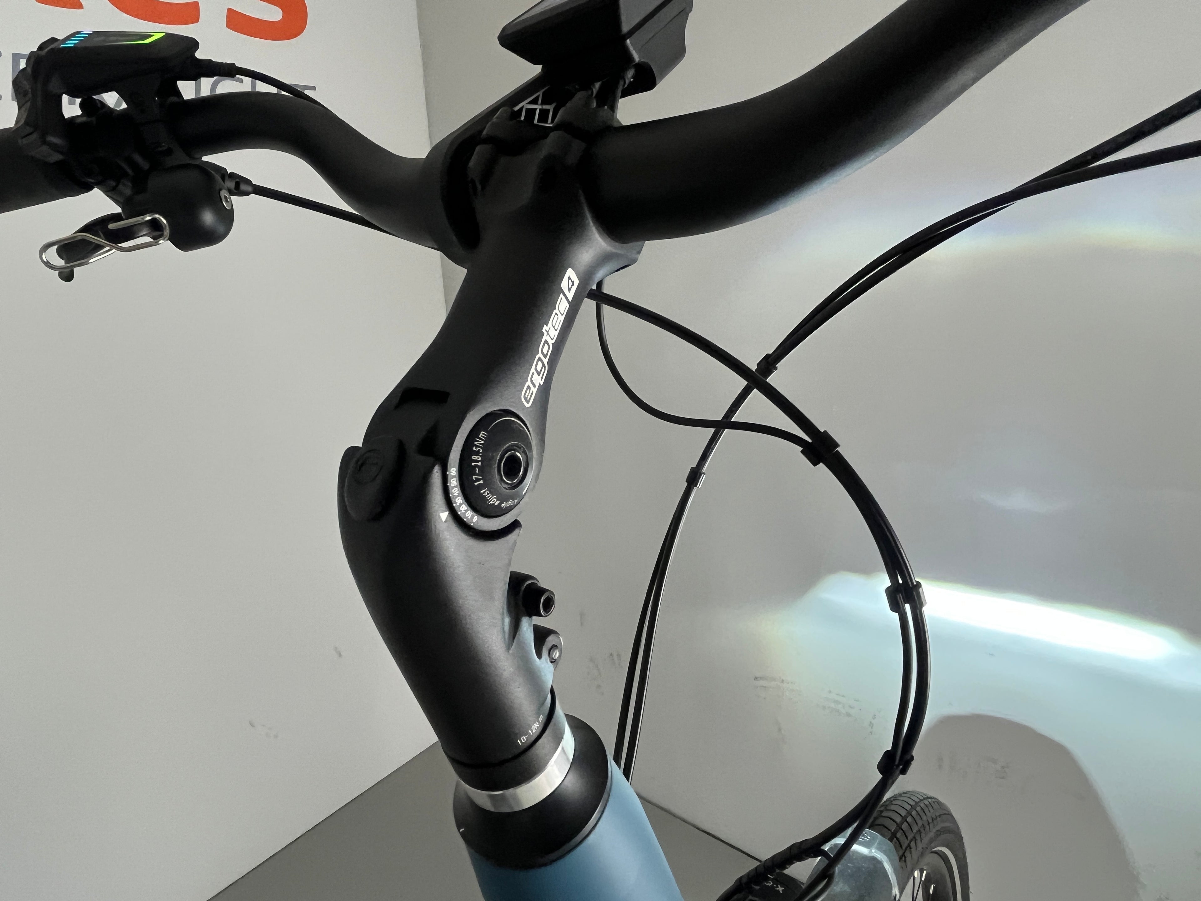 VELO DE VILLE AEB 400