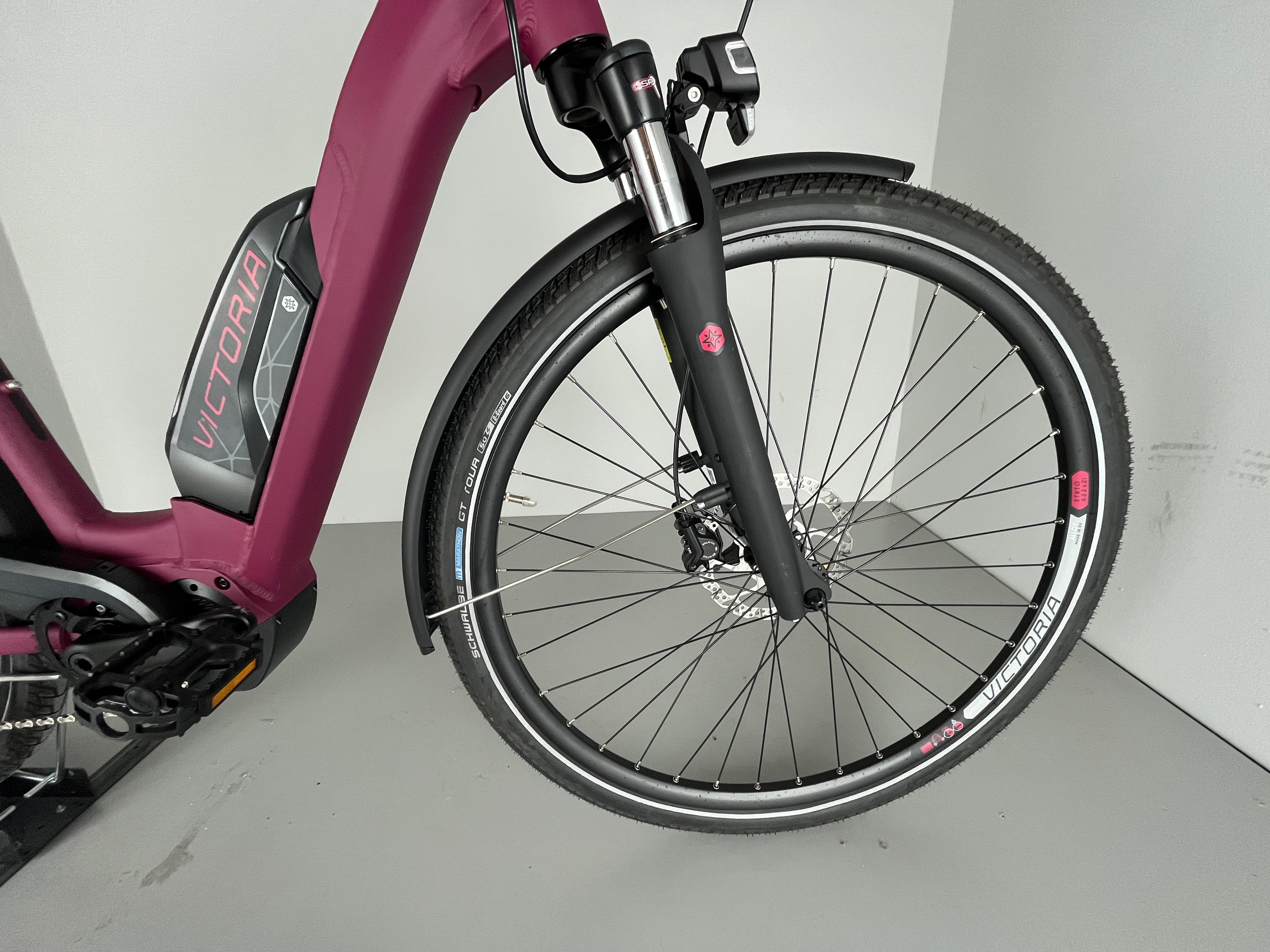 Victoria Rad E-Toruing 8.8