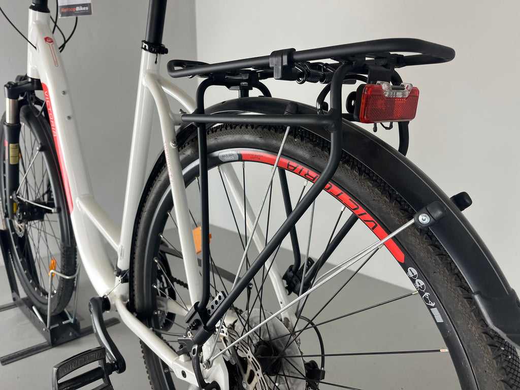 Victoria Trekking 8.6