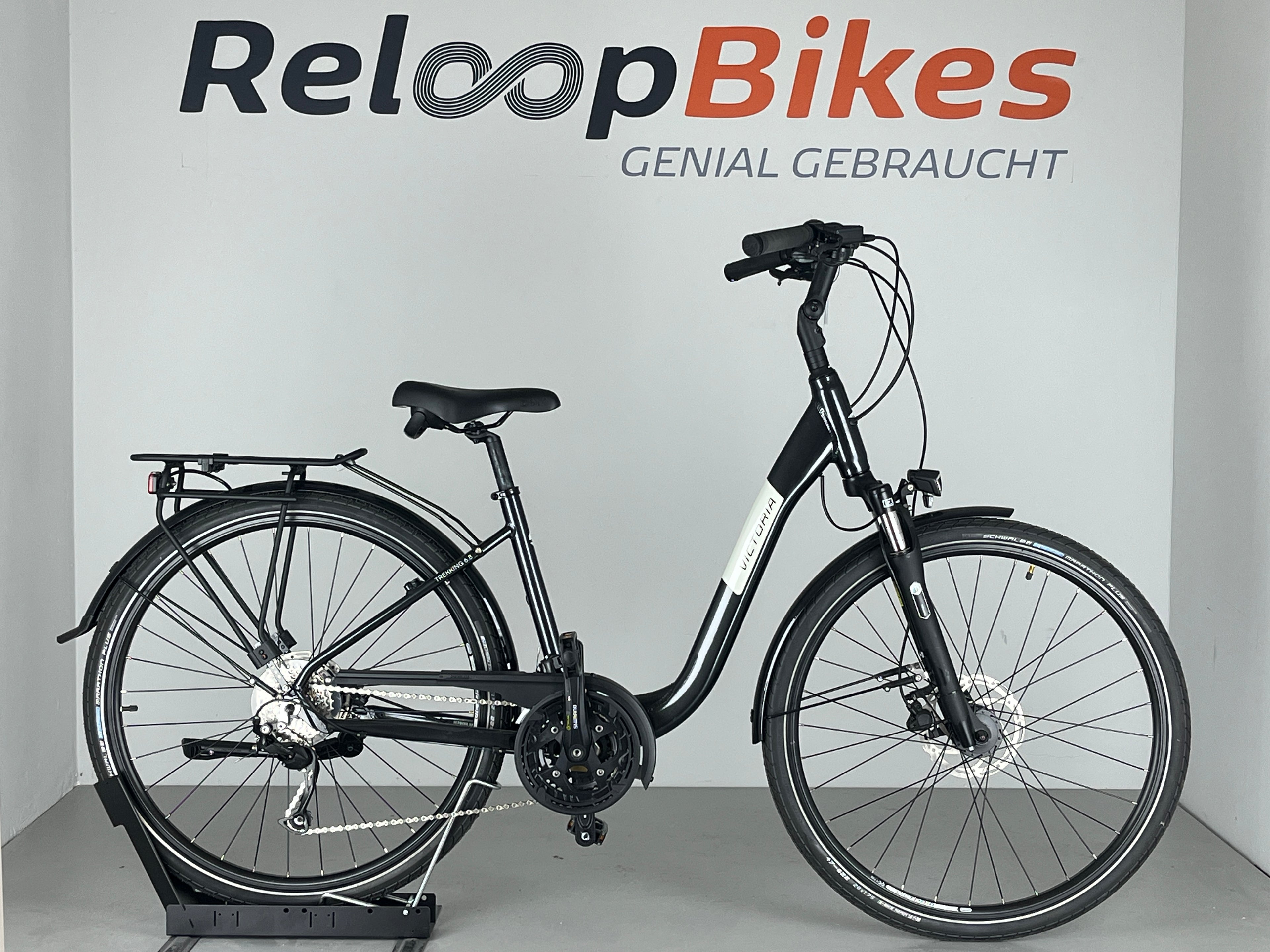 Victoria Trekking 6.8