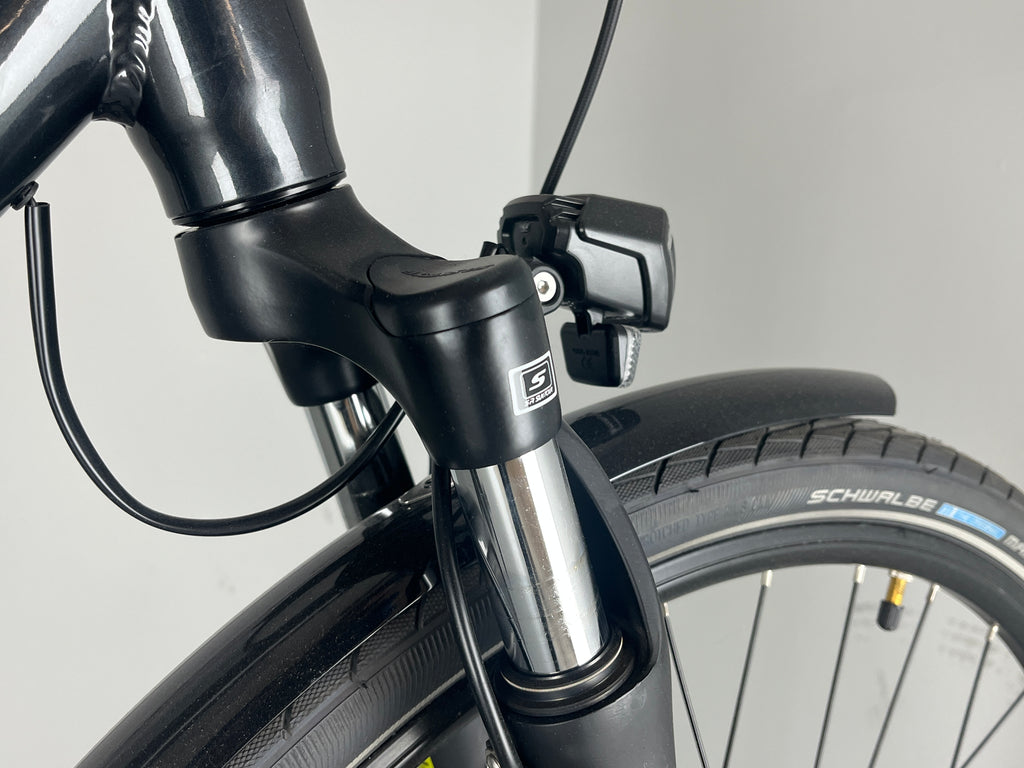 Victoria Trekking 6.8