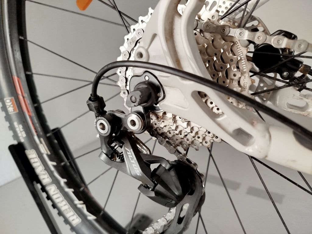 WHYTE 603