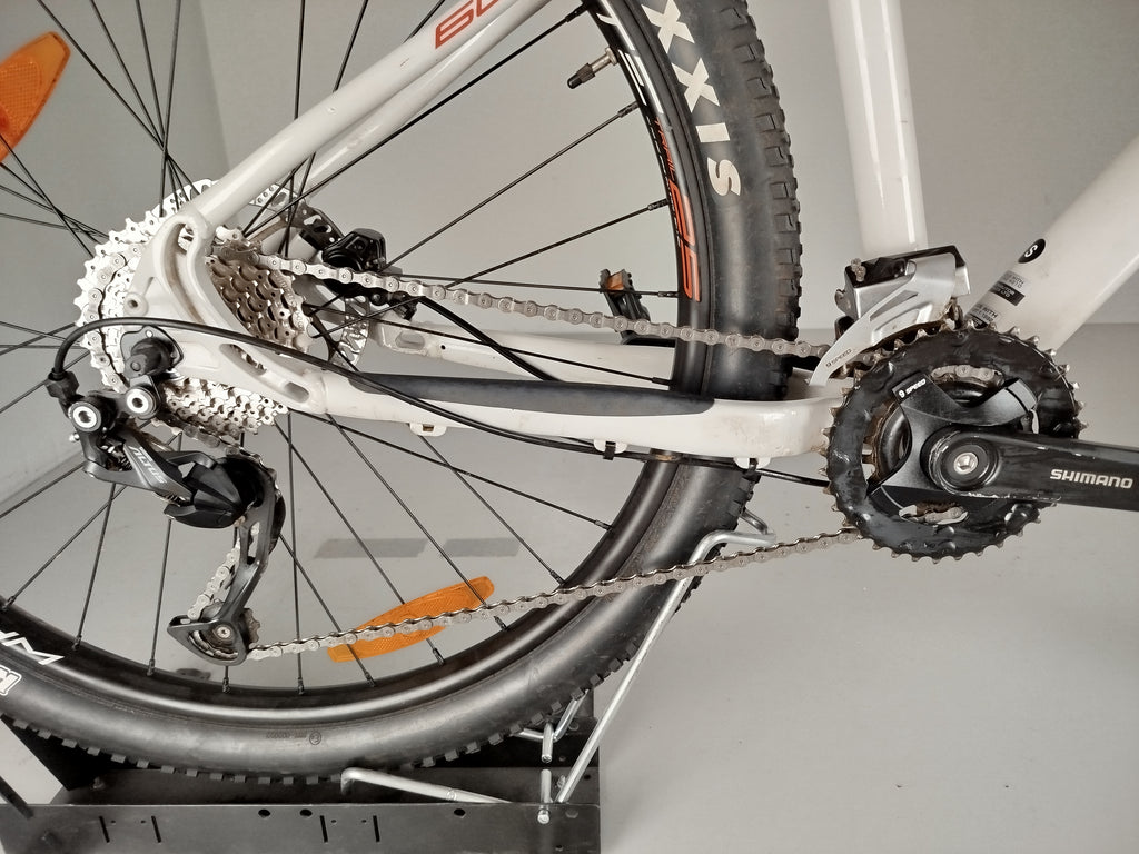 WHYTE 603