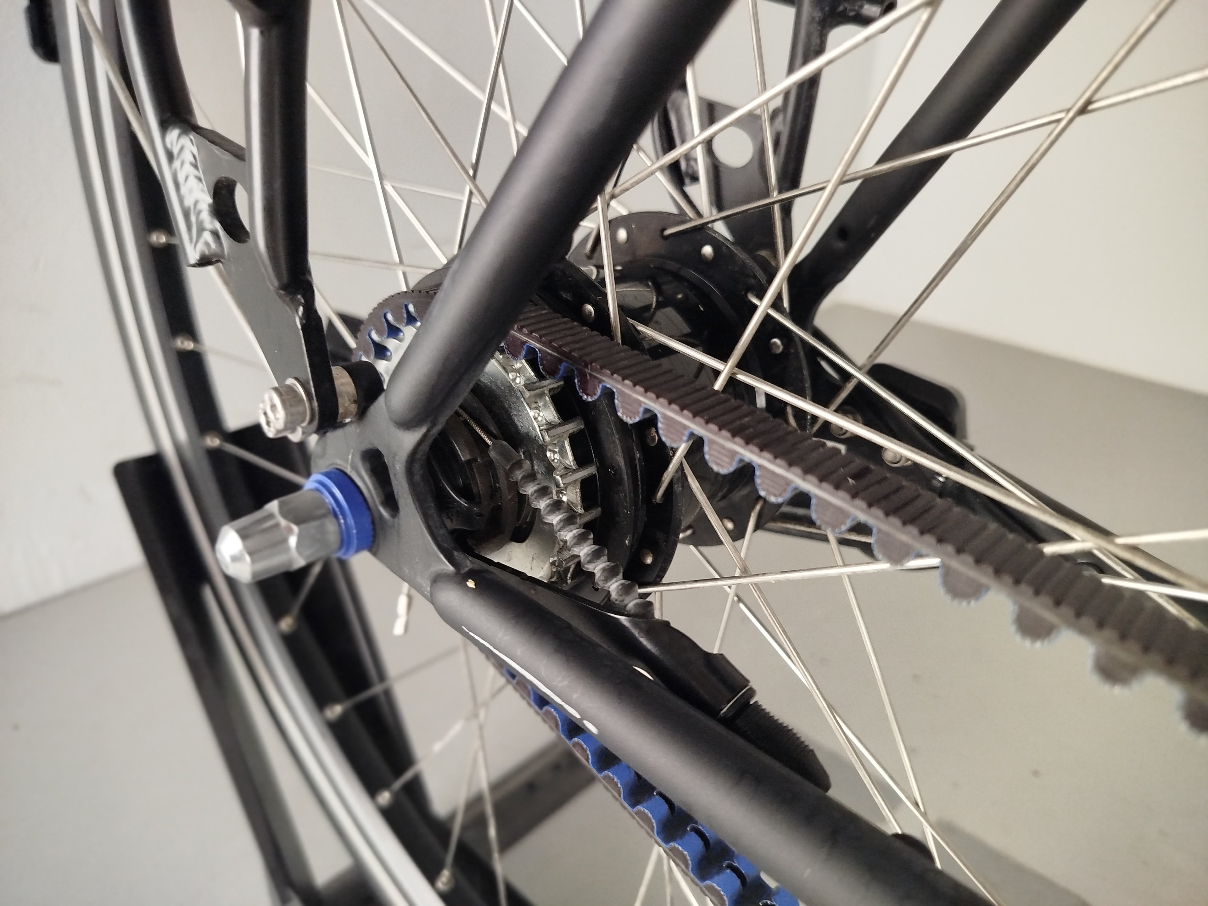 vsf fahrradmanufaktur T-300 Shimano Alfine 8-G FL HS22 Gates