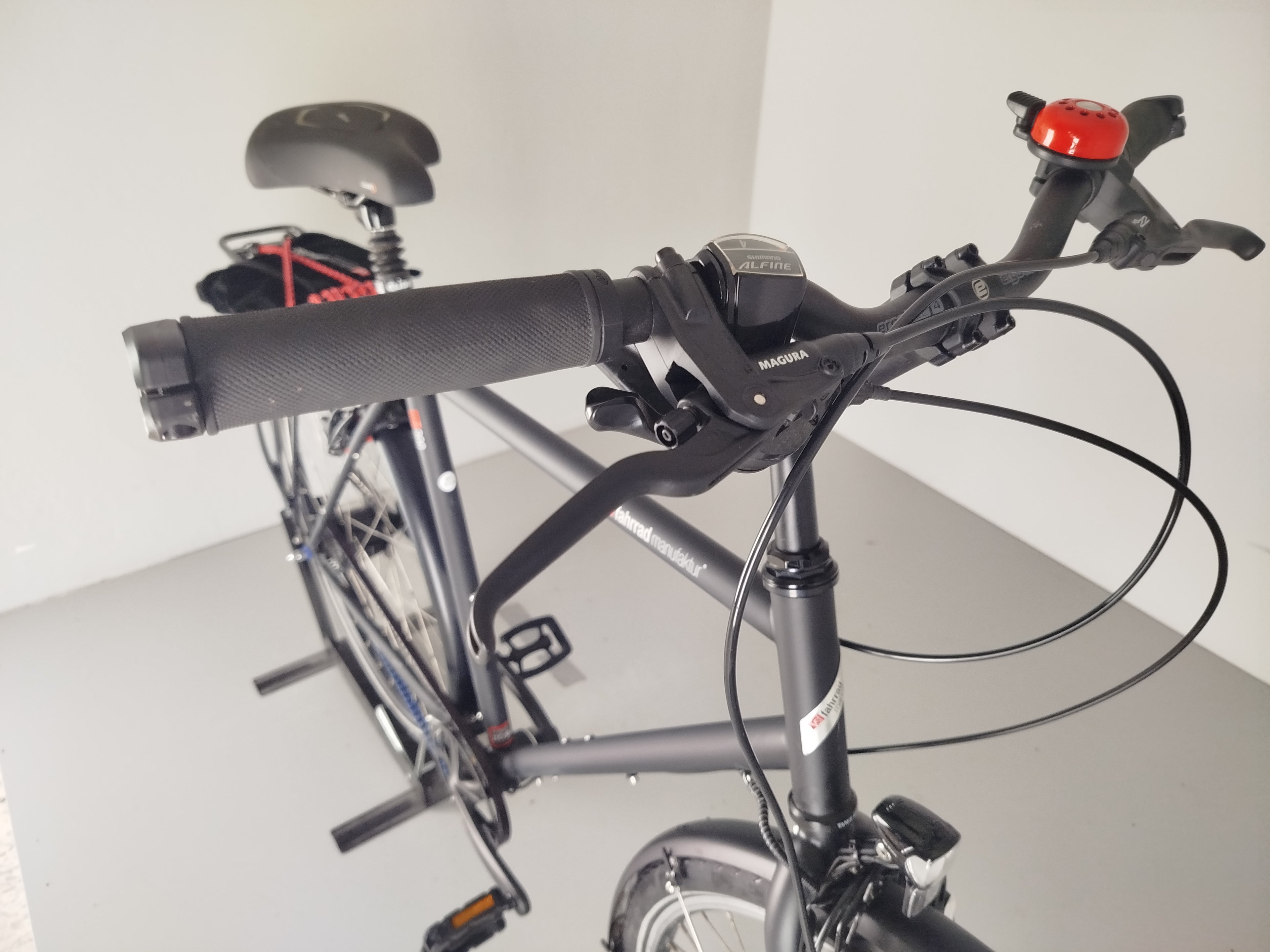 vsf fahrradmanufaktur T-300 Shimano Alfine 8-G FL HS22 Gates